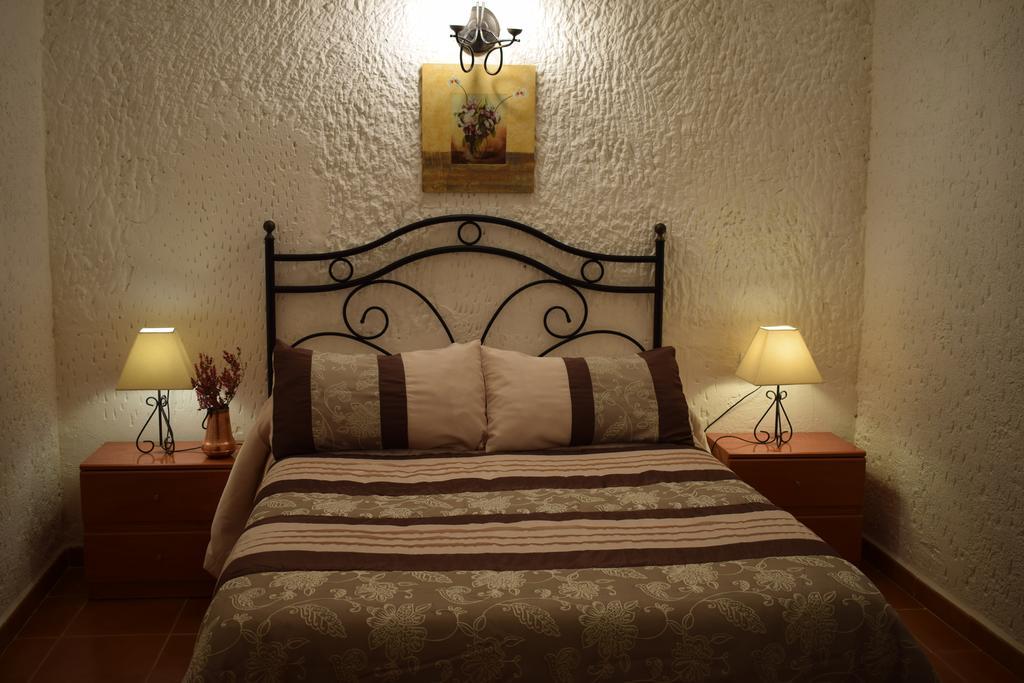 Apartamentos Horno Y Casa De Dulce Purullena Екстериор снимка