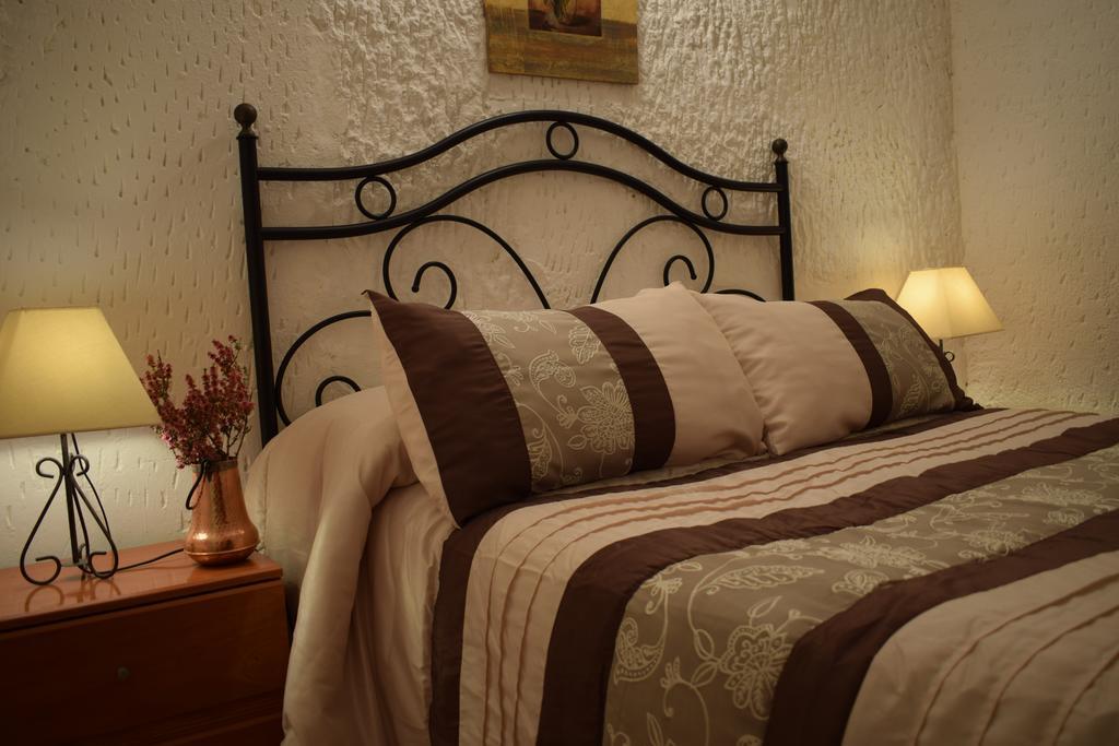 Apartamentos Horno Y Casa De Dulce Purullena Екстериор снимка